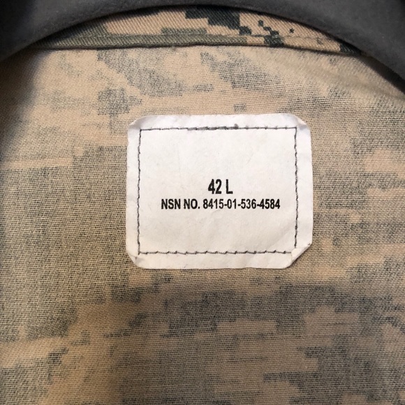US Air Force Camouflage Shirt Perfect for Women - Picture 6 of 7